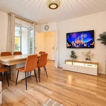 Le Wonder - 5 Min Away - Terrace & Parking Appartamento *