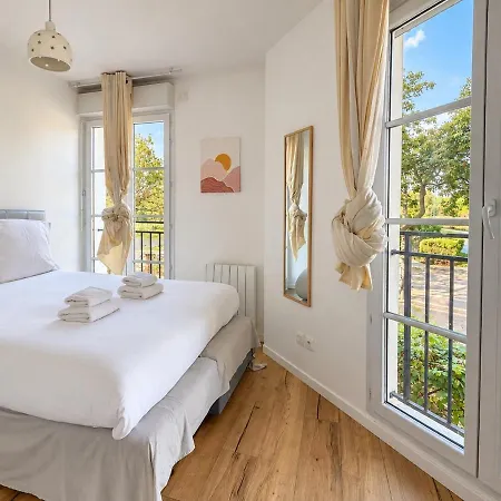 Le Wonder - 5 Min Away - Terrace & Parking